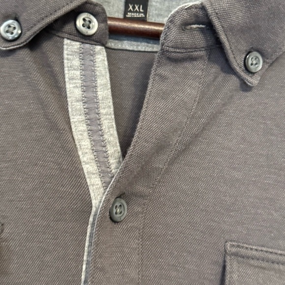 Men's Banana Republic Luxury Tough Gray Long Sleeve Button Down Shirt - Picture 7 of 9